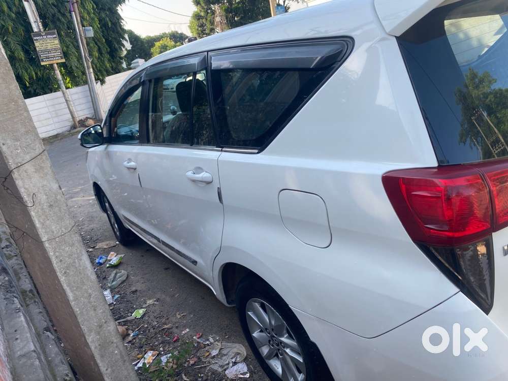 Toyota Innova Crysta 2019 Diesel 103000 Km Driven