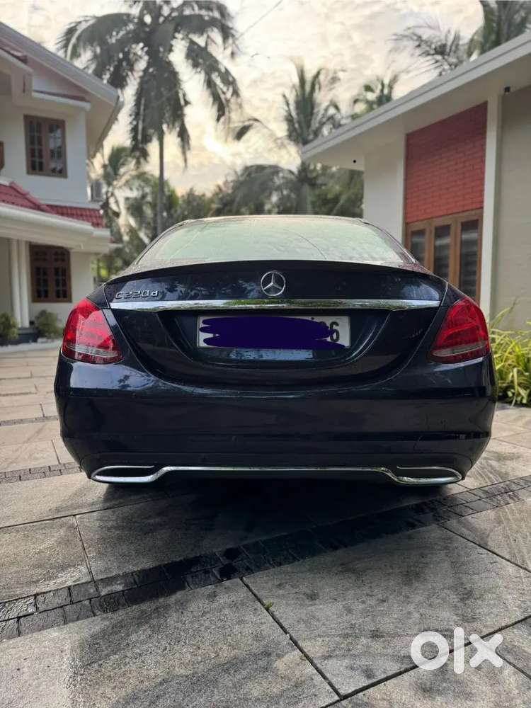 Mercedes-benz C-class 2016 Diesel 86000 Km Driven