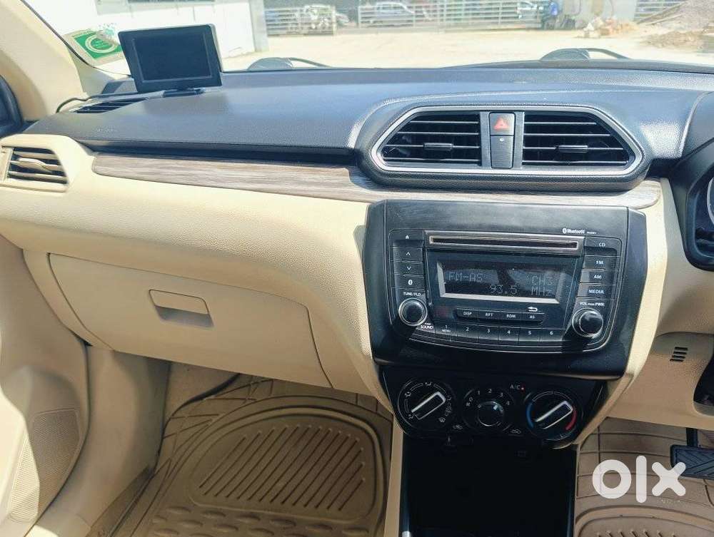 Maruti Suzuki Dzire 1.2 Vxi Amt, 2021, Petrol