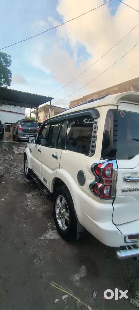 Mahindra Scorpio Diesel 2015