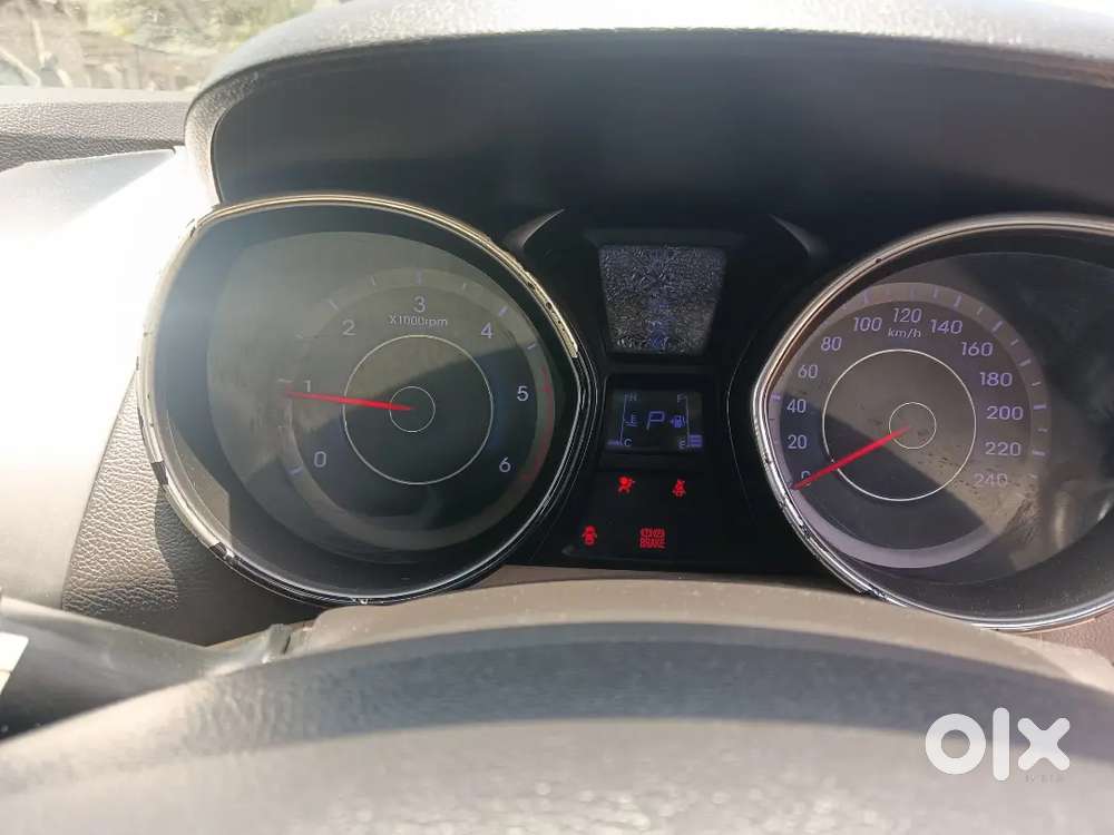 Hyundai New Elantra 2012 Diesel 75000 Km Driven