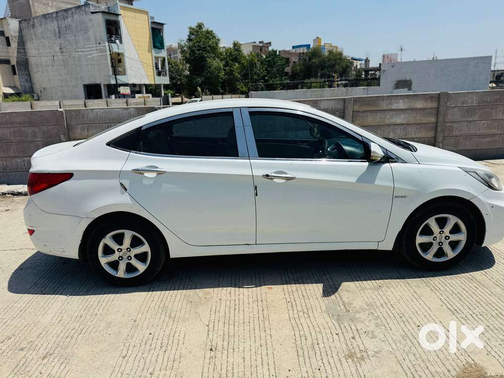 Hyundai Verna 2015-2016 1.4 Vtvt, 2013, Petrol