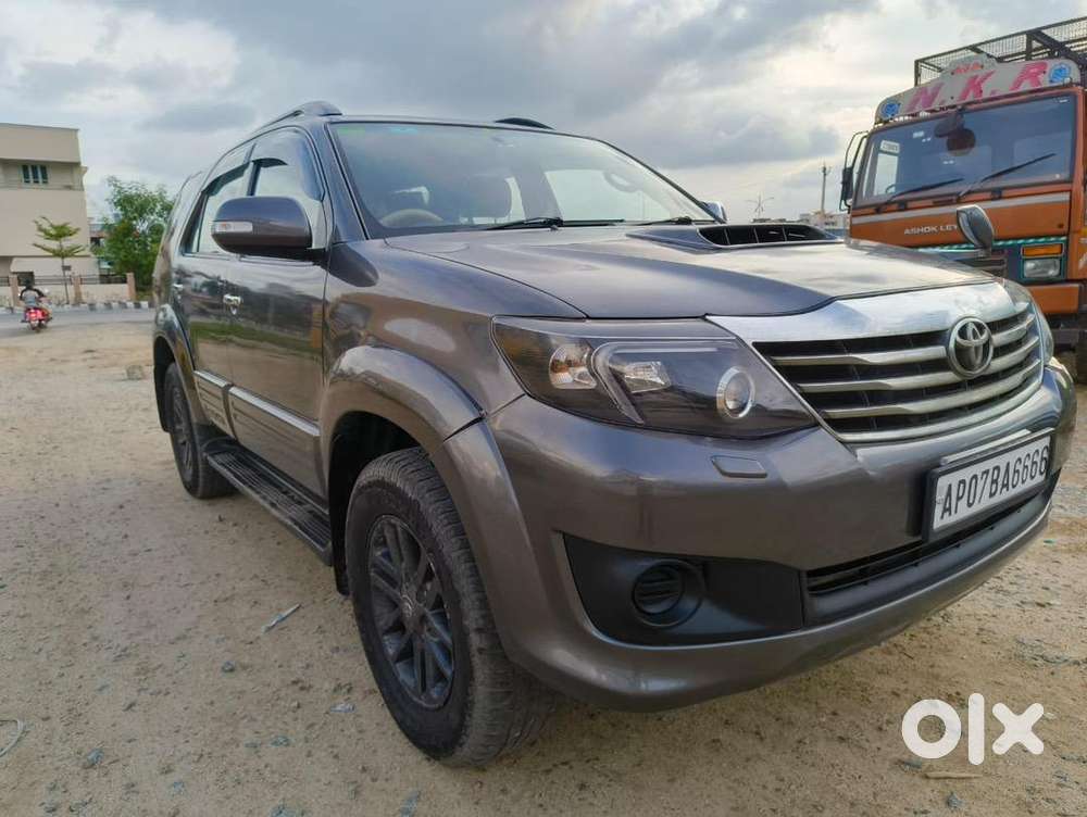 Toyota Fortuner 2011 Diesel Well Maintained