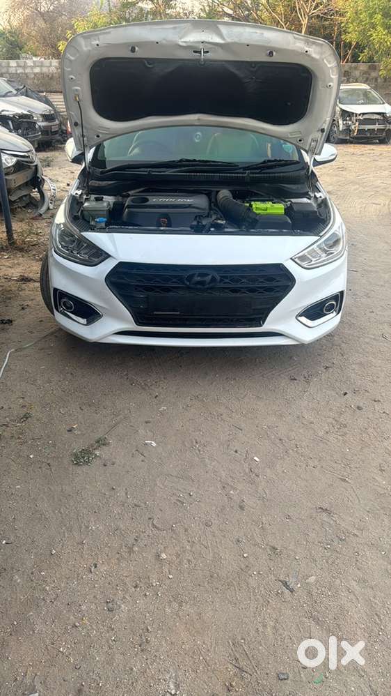 Hyundai Fluidic Verna