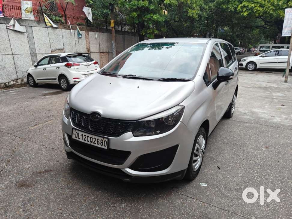 Mahindra Marazzo