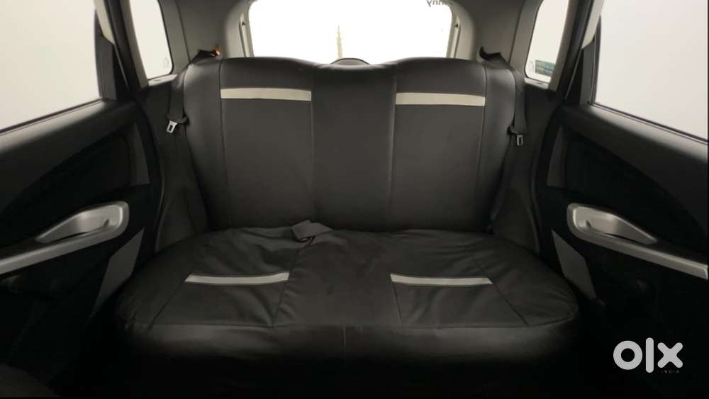 Ford Figo 2010-2012 Petrol Zxi, 2015, Petrol