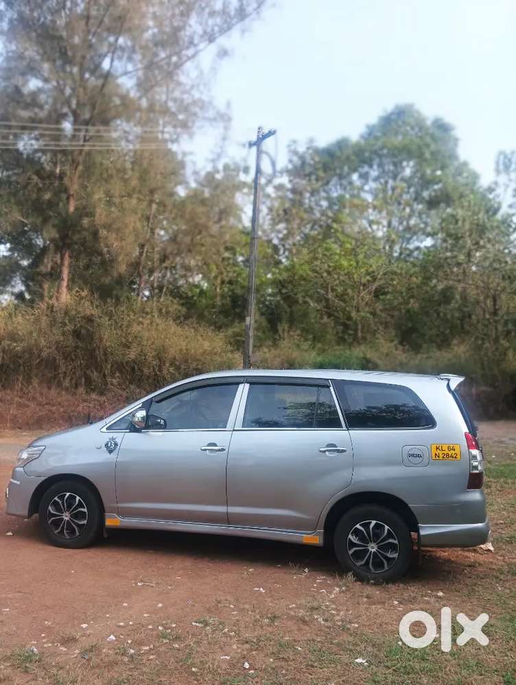 Toyota Innova 21/12/2015 Diesel Good Condition