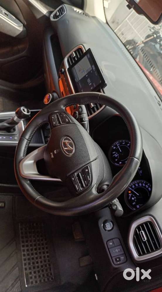 Hyundai Venue 1.0 Sx (o) Turbo Dct, 2019, Petrol