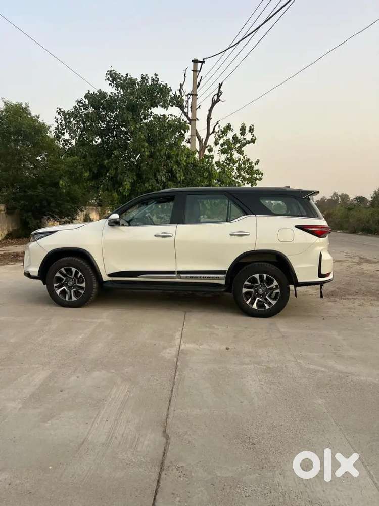 Toyota Fortuner Legender 2021 Diesel Well Maintained