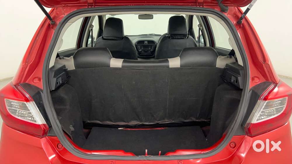Tata Tiago Xza, 2019, Petrol