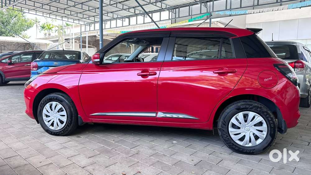 Maruti Suzuki Swift Vxi Ags, 2025, Petrol