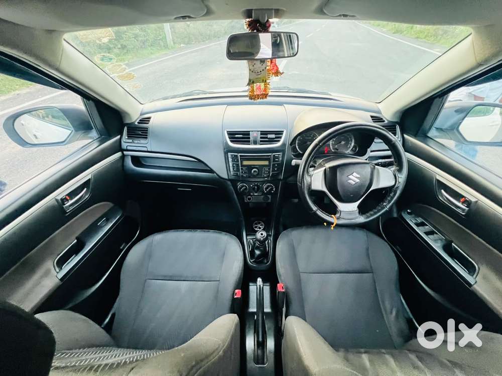 Maruti Suzuki Swift Vxi + Manual, 2012, Petrol