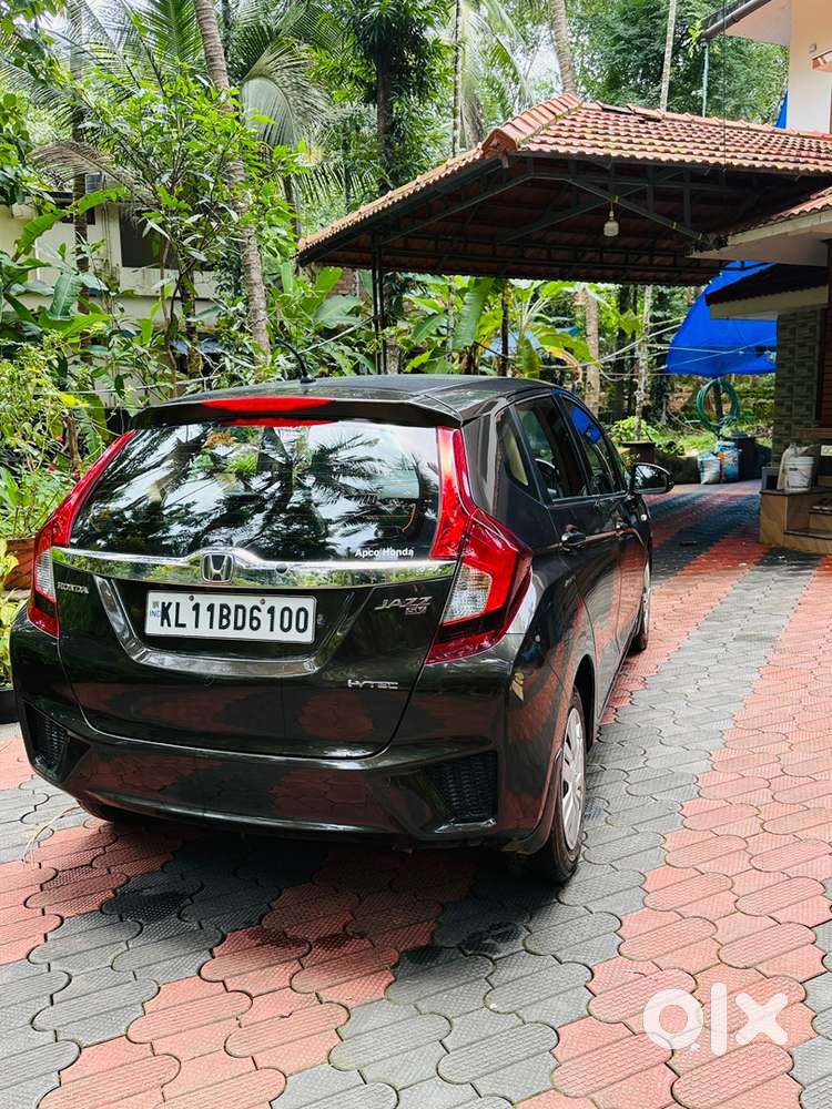 Honda Jazz Petrol 2016