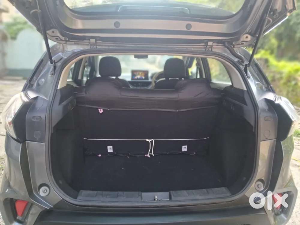 Tata Nexon 1.2 Revotron Xm (s), 2022, Petrol