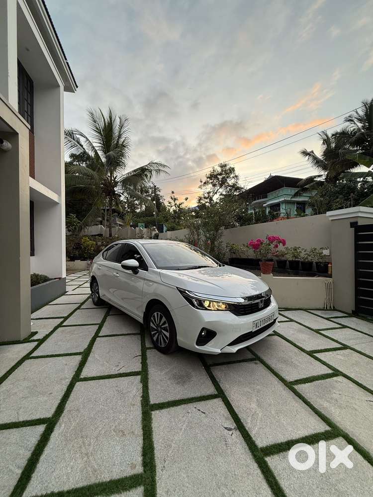 Honda City 1.5 V 5th Gen I-vtec Mt, 2025, Petrol