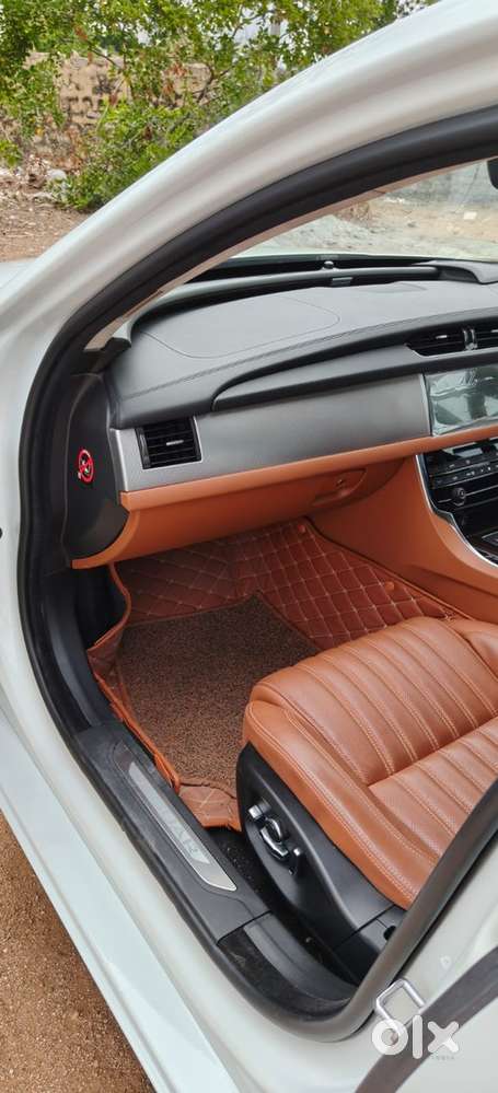 Jaguar Xf Petrol 2019