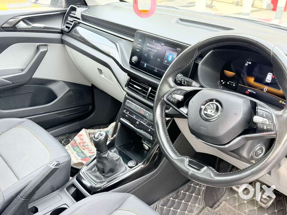 Skoda Kushaq 1.0 Tsi Style, 2023, Petrol