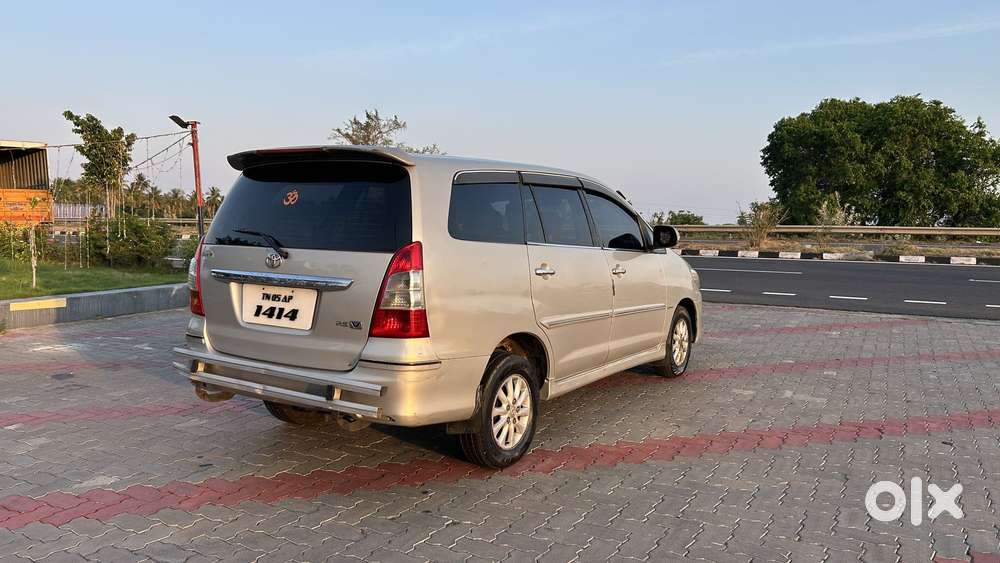 Toyota Innova 2012-2013 2.5 E Diesel Ms 7-seater, 2012, Diesel