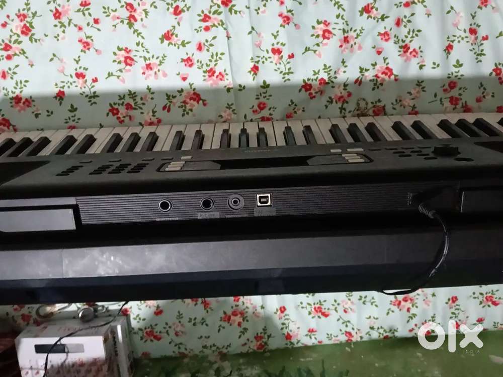 Yamaha psr e373 keyboard