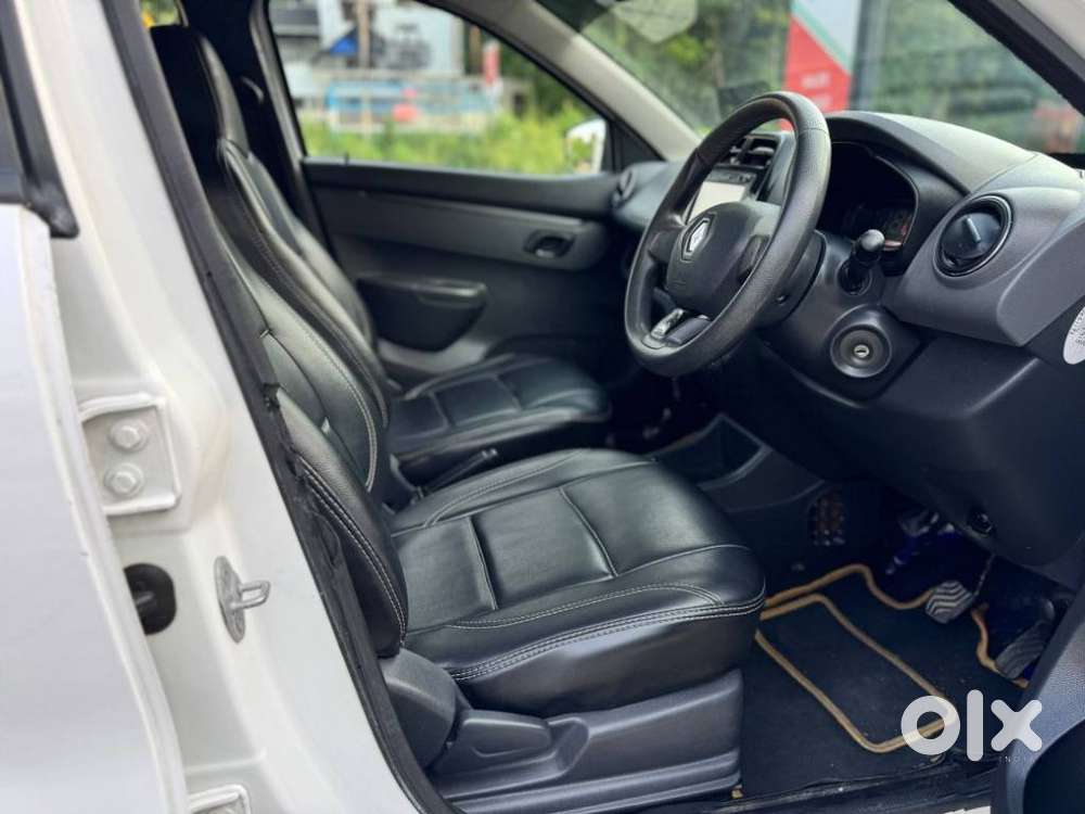 Renault Kwid 1.0 Rxt (o), 2017, Petrol