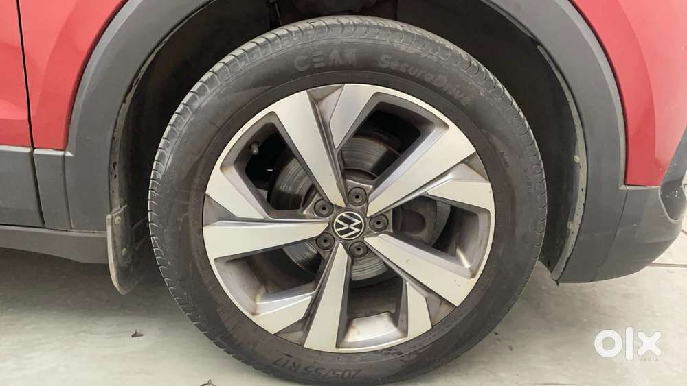 Volkswagen Taigun Topline 1.0 Tsi At (electric Seats), 2022, Petrol
