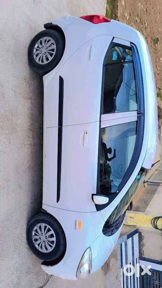 Hyundai I10 2015 Petrol 63254 Km Driven