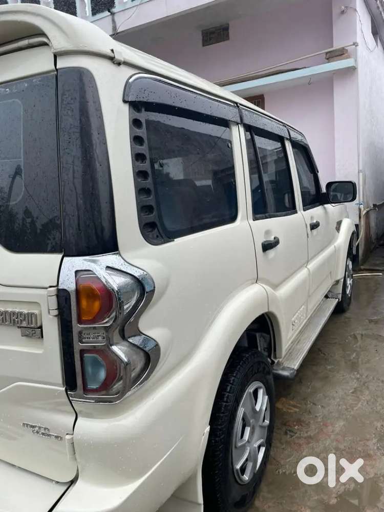 Mahindra Scorpio Diesel Manual 2016