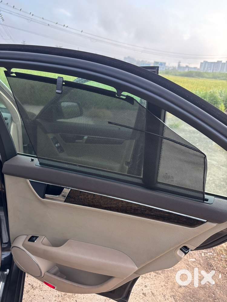 Mercedes-benz C-class 2009 Car With Sunroof