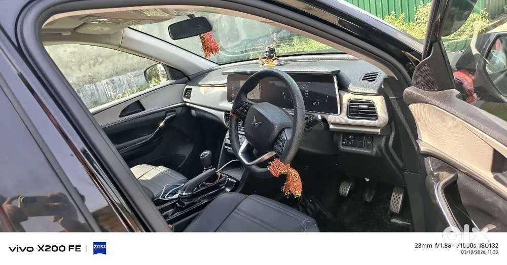 Mahindra Xuv700 2025 Diesel 5500 Km Driven