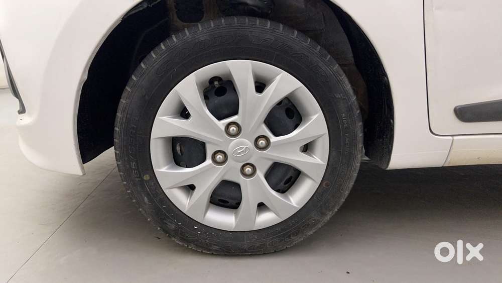 Hyundai Grand I10 1.2 Kappa Sportz, 2015, Petrol