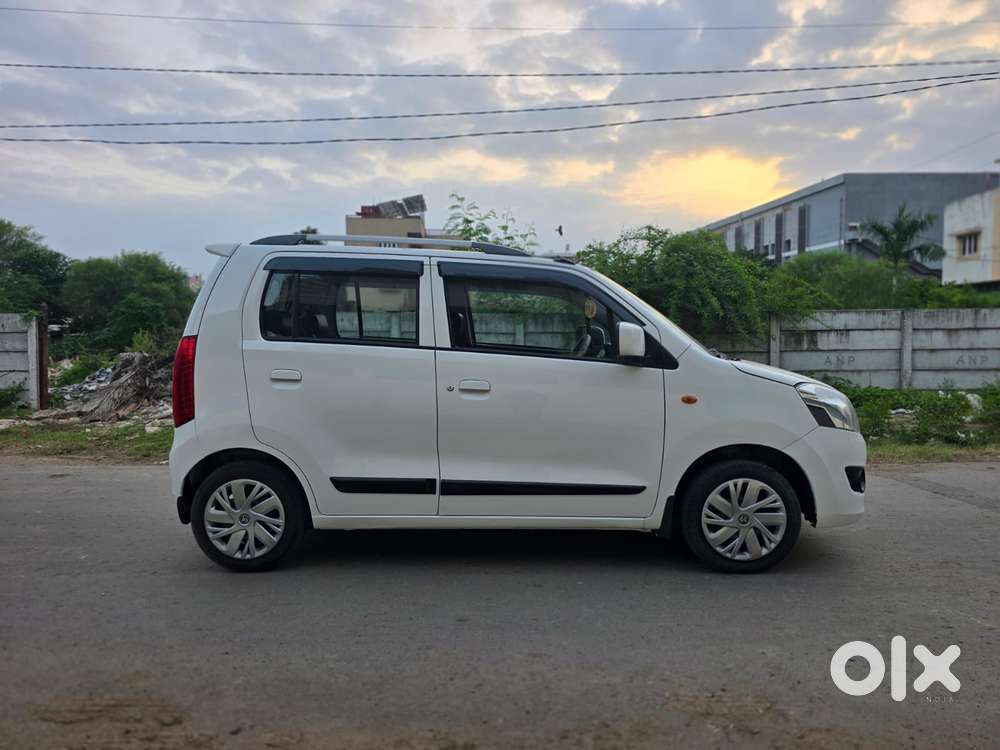 Maruti Suzuki Wagon R Vxi 1.2, 2015, Cng & Hybrids