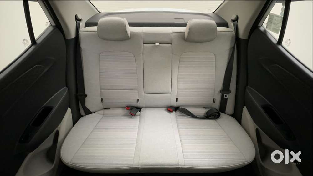 Hyundai Aura [2023-ongoing] 1.2 S Petrol Manual, 2022, Petrol