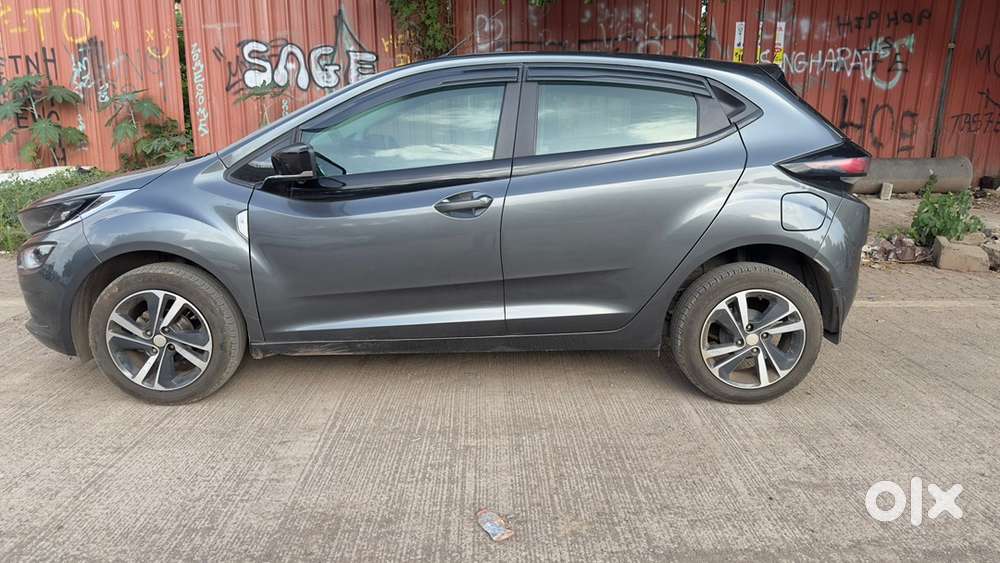 Tata Altroz Petrol 2022