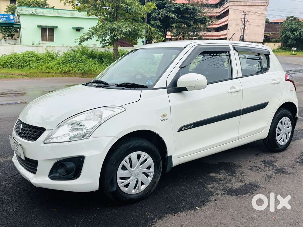 Maruti Suzuki Swift Lxi Optional-o, 2017, Petrol