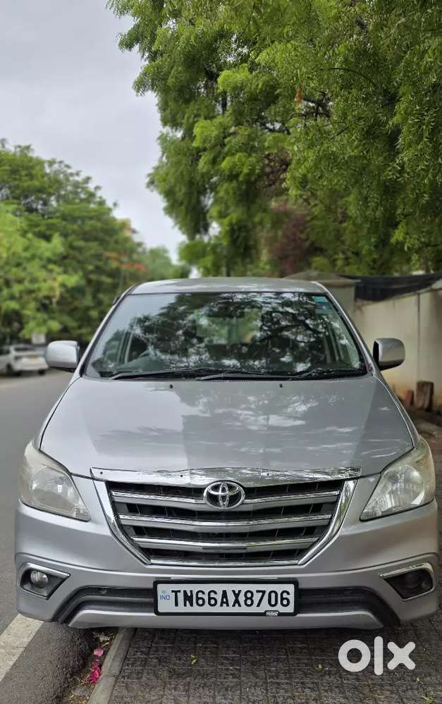 Toyota Innova 2016