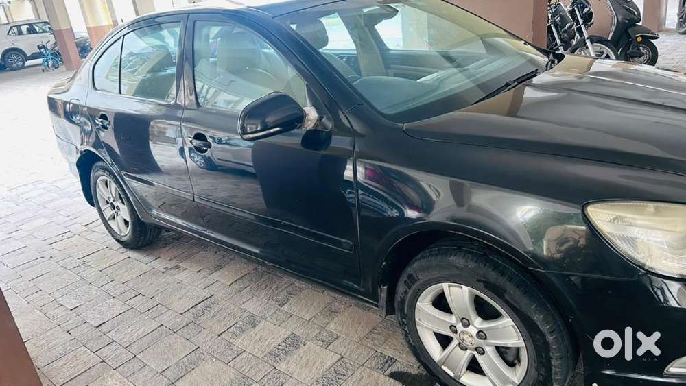 Skoda Laura 2011 Diesel Well Maintained