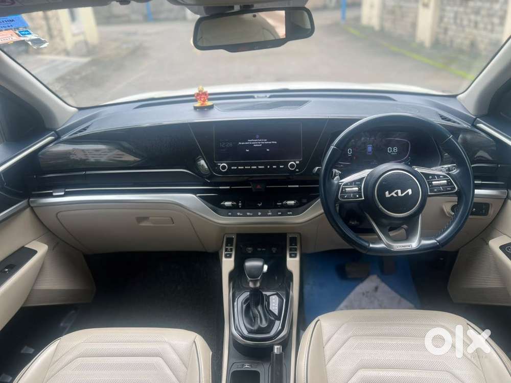 Kia Carens 1.4 Luxury Plus Dct 7 Str, 2023, Petrol