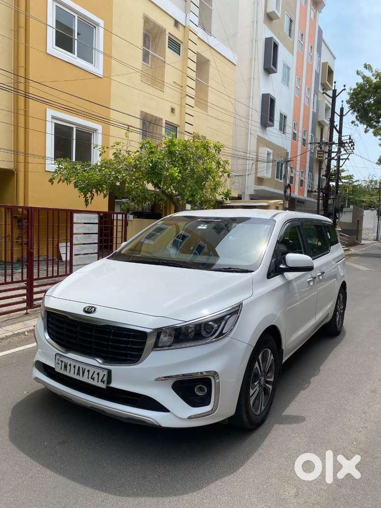 Kia Carnival Premium, 2021, Diesel