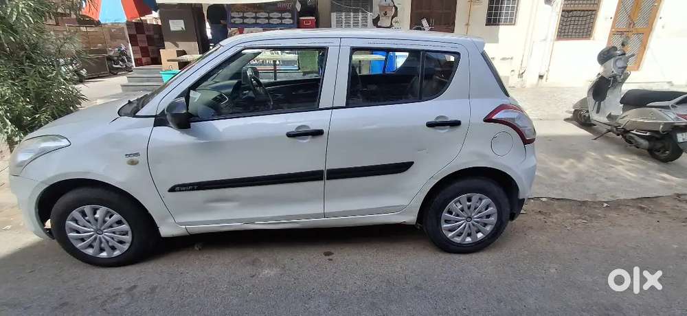 Maruti Suzuki Swift 2016