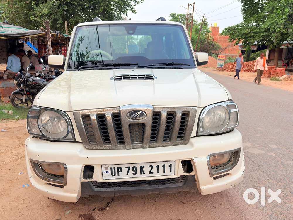 Mahindra Scorpio Vlx Top Model 2015 Diesel Well Maintained One Hand Dr