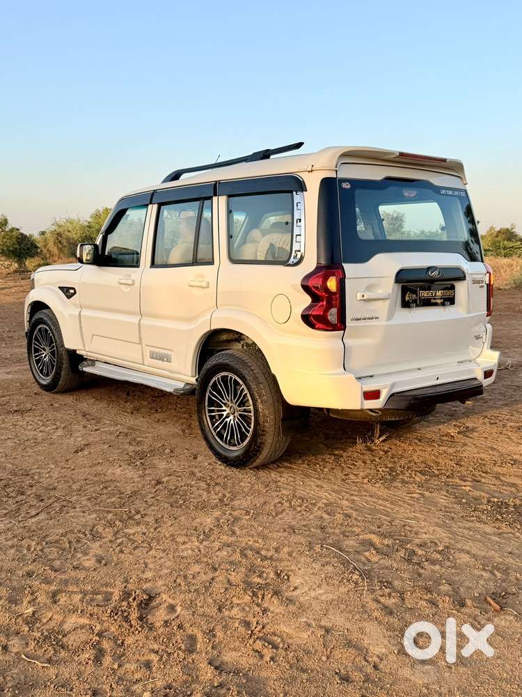 Mahindra Scorpio S5, 2018, Diesel