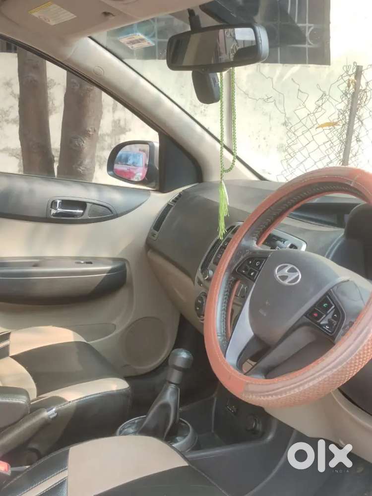 Hyundai I20 Petrol Asta 2012
