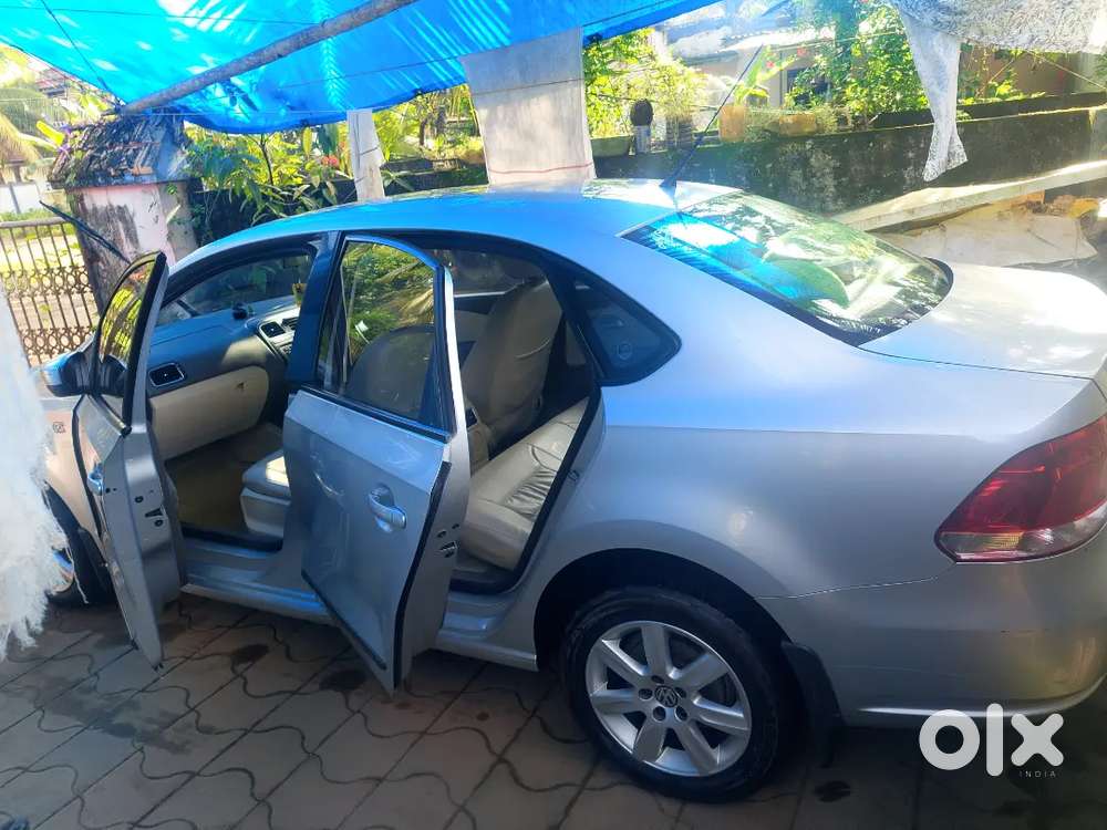 Volkswagen Vento 2012 Petrol Breeze