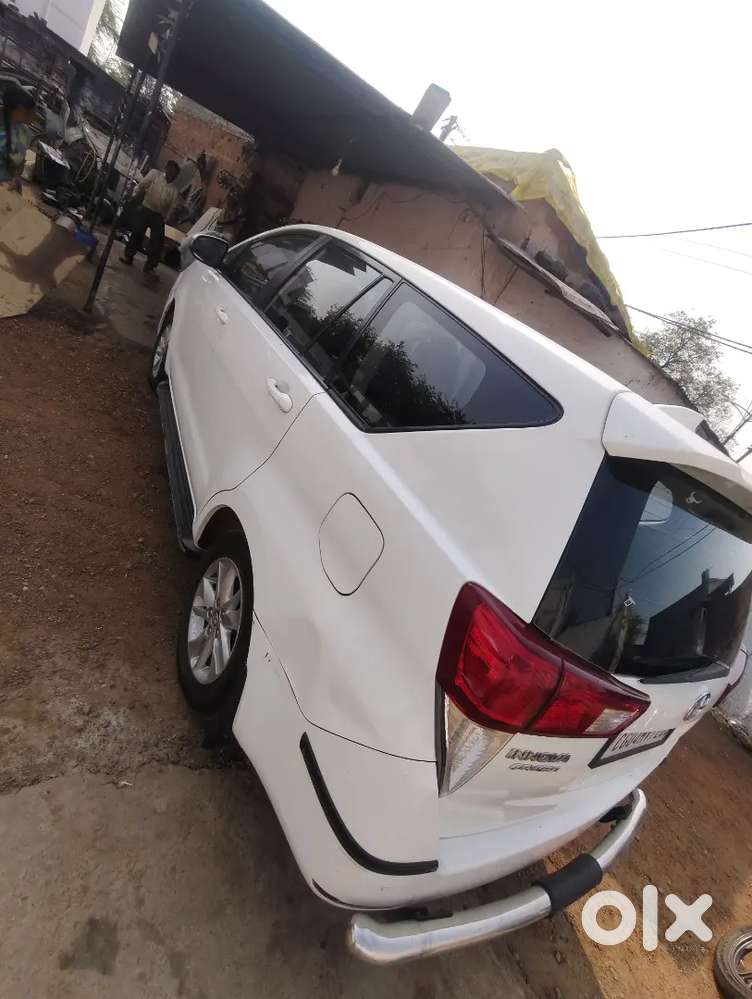Toyota Innova Crysta 2019