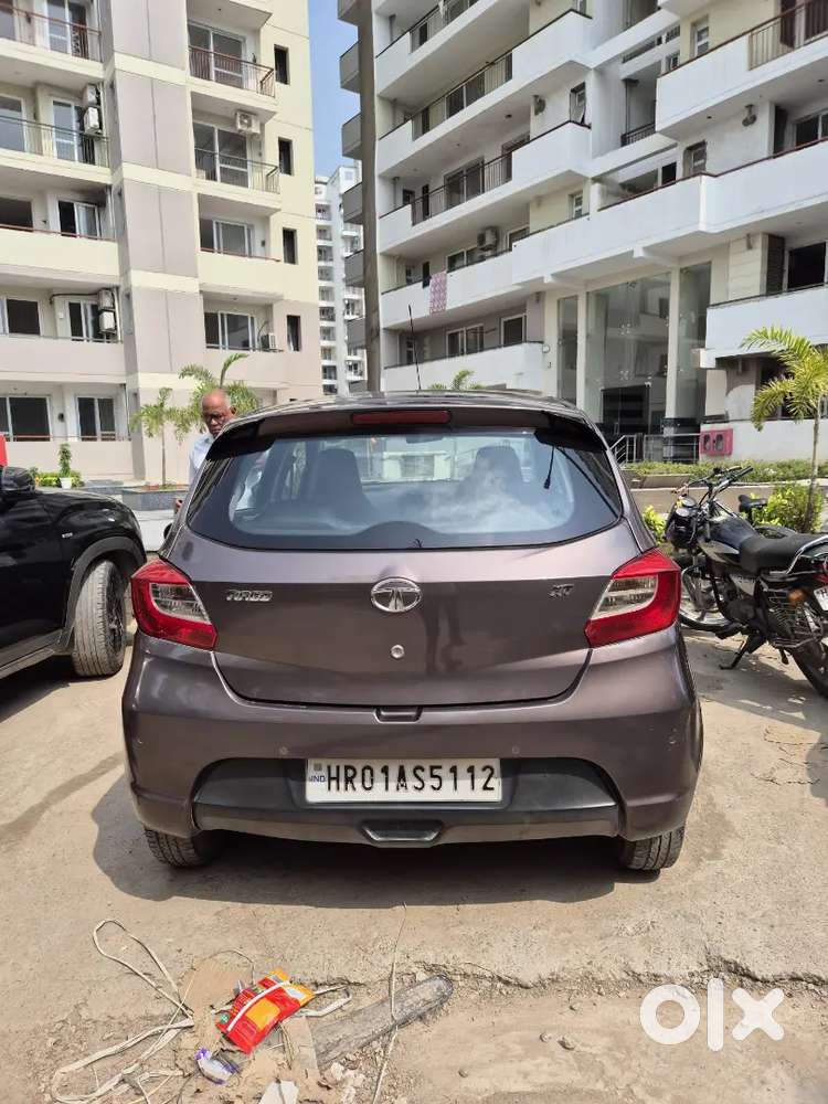 Tata Tiago Revotron 2018