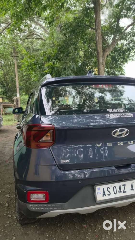 Hyundai Venue 2020 Petrol Well Maintained