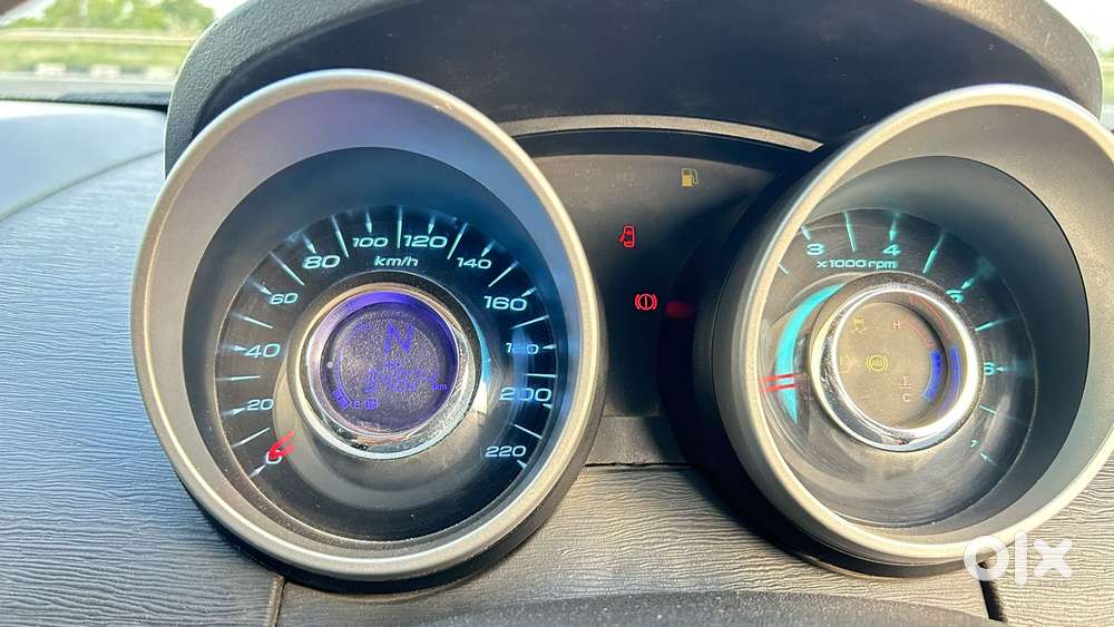 Mahindra Xuv500 W8, 2015, Diesel