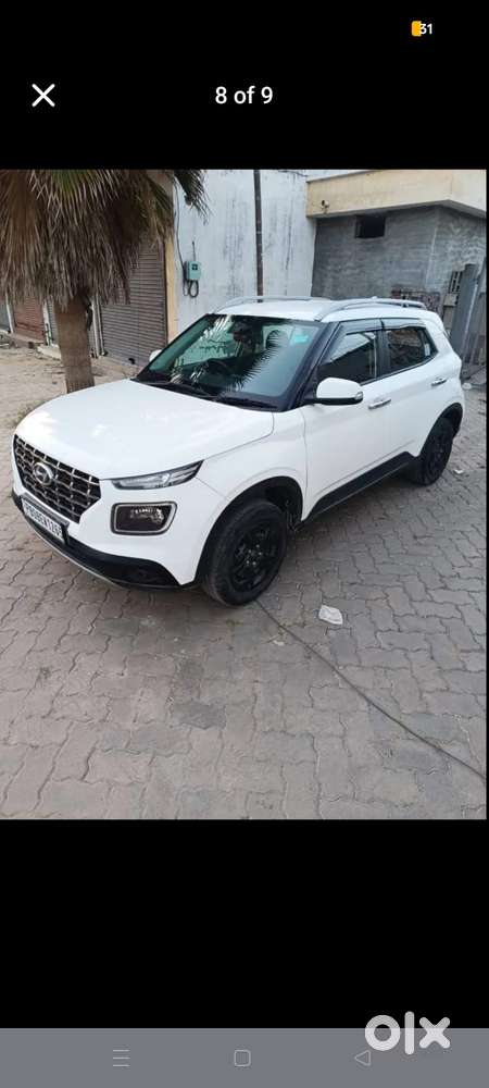 Hyundai Venue 1.2 S Plus, 2022, Petrol