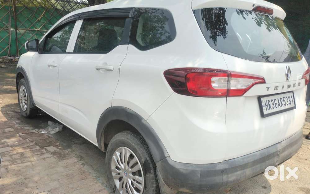 Renault Triber 1.0 Rxe, 2024, Petrol