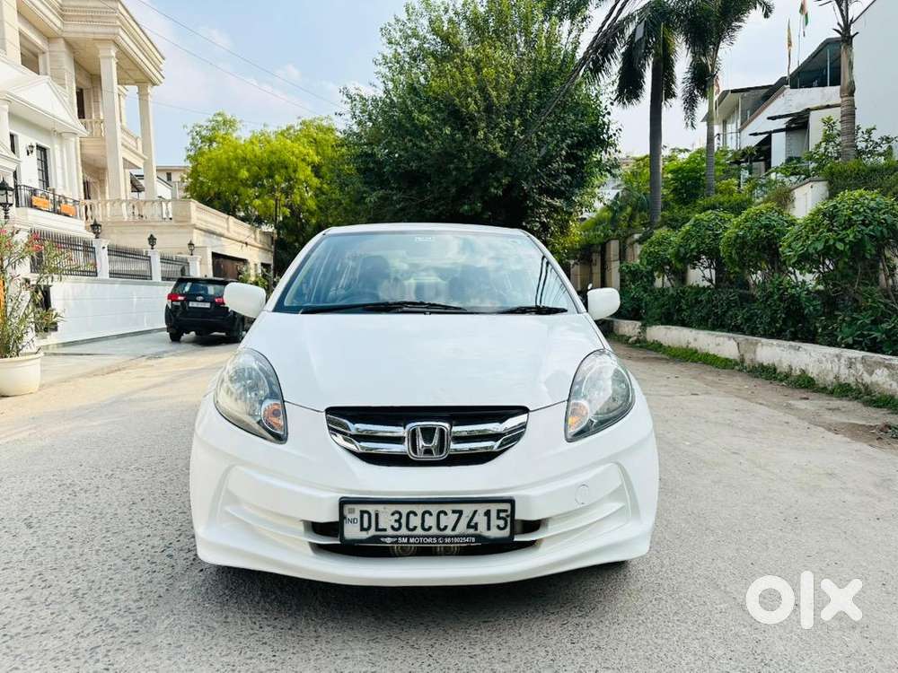 Honda Amaze 2015 July Petrol Well Maintained